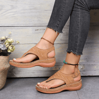 Cameron Arch Support Cross-Strap Cushioned Sandals