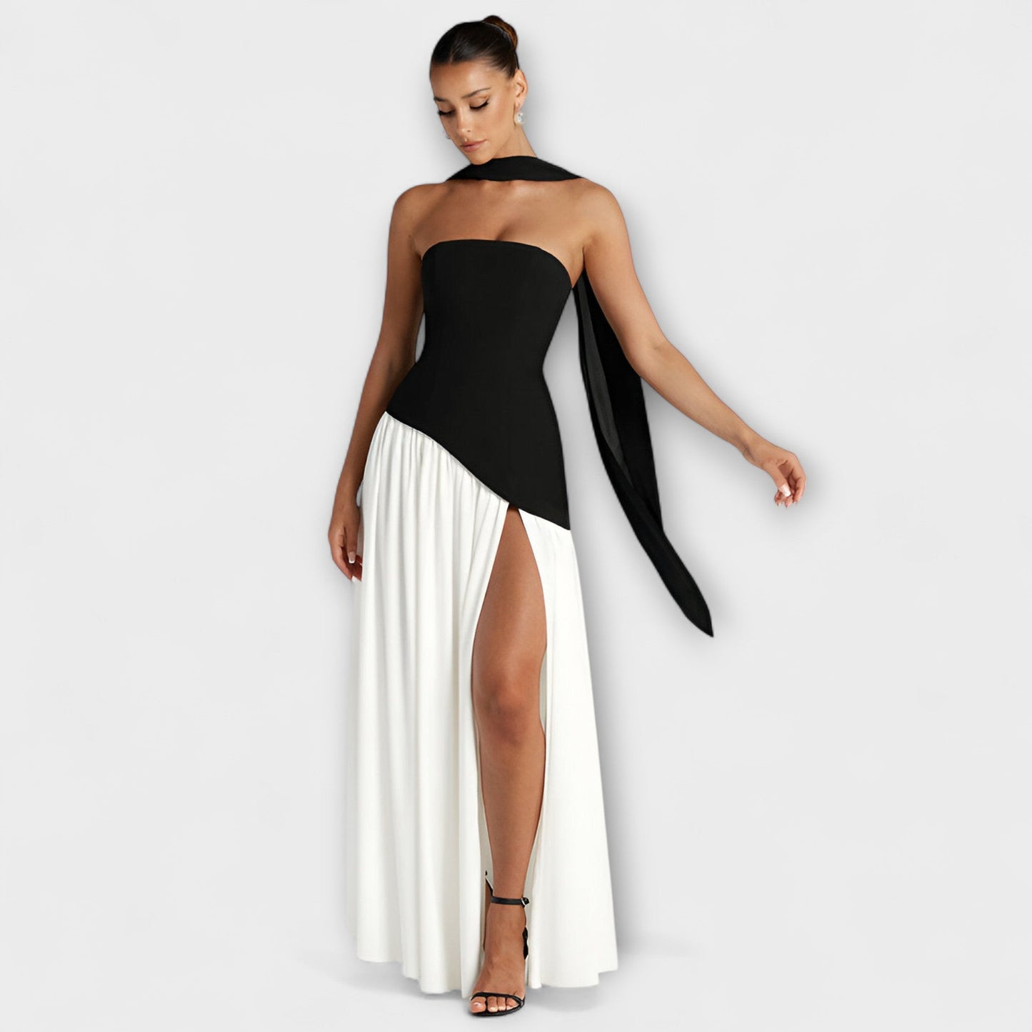 Corisande Corset Pleated Maxi Dress_19