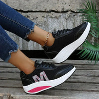 Carola Orthopedic Arch Support Sneakers