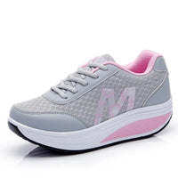 Carola Orthopedic Arch Support Sneakers