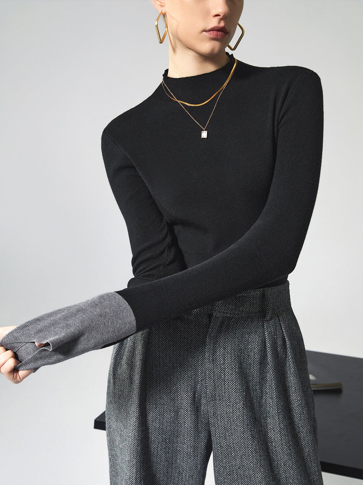Tarni Contrast Cuff Mock Neck Sweater_3