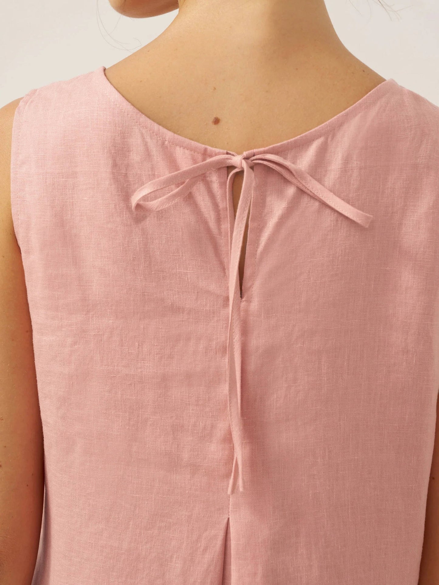 Berenice Linen Sleeveless Maxi Dress_11