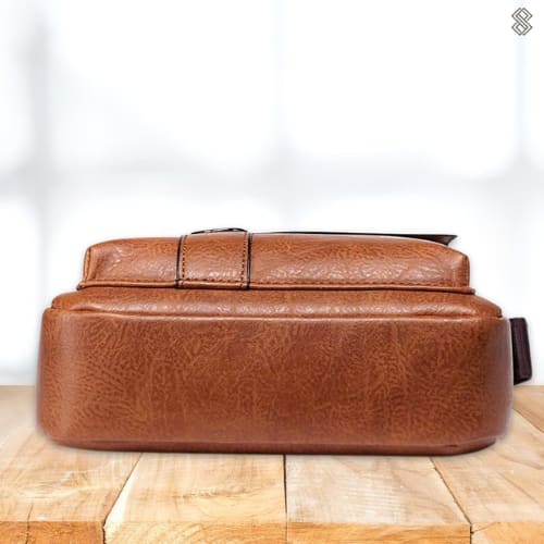 Doreen Water Resistant Faux Leather Crossbody Bag_10