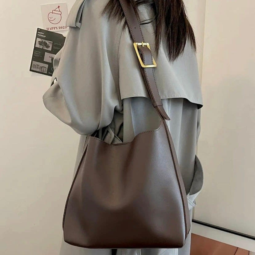 Dorothy Buckle Strap Slouchy Shoulder Bag_11