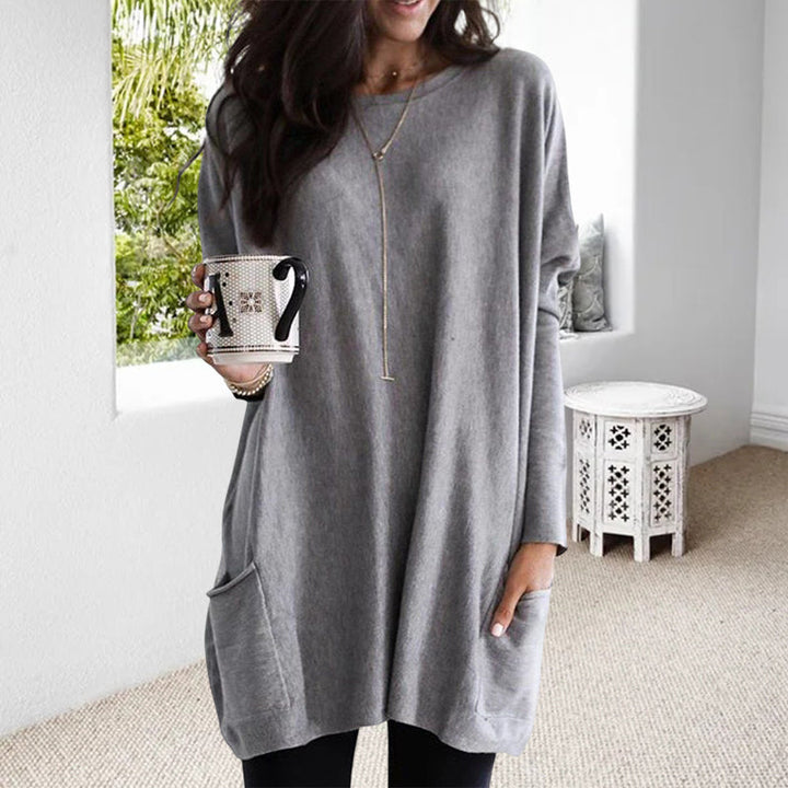 Hailey Thompson Relaxed Long Sleeve Round Neck Tunic Top