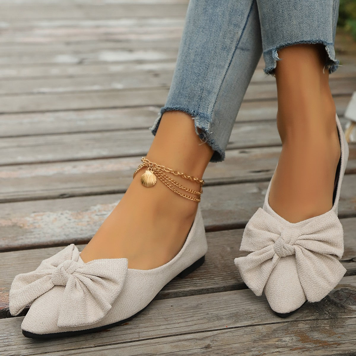 Amelia Rose Bow Detail Cushioned Ballet Flats