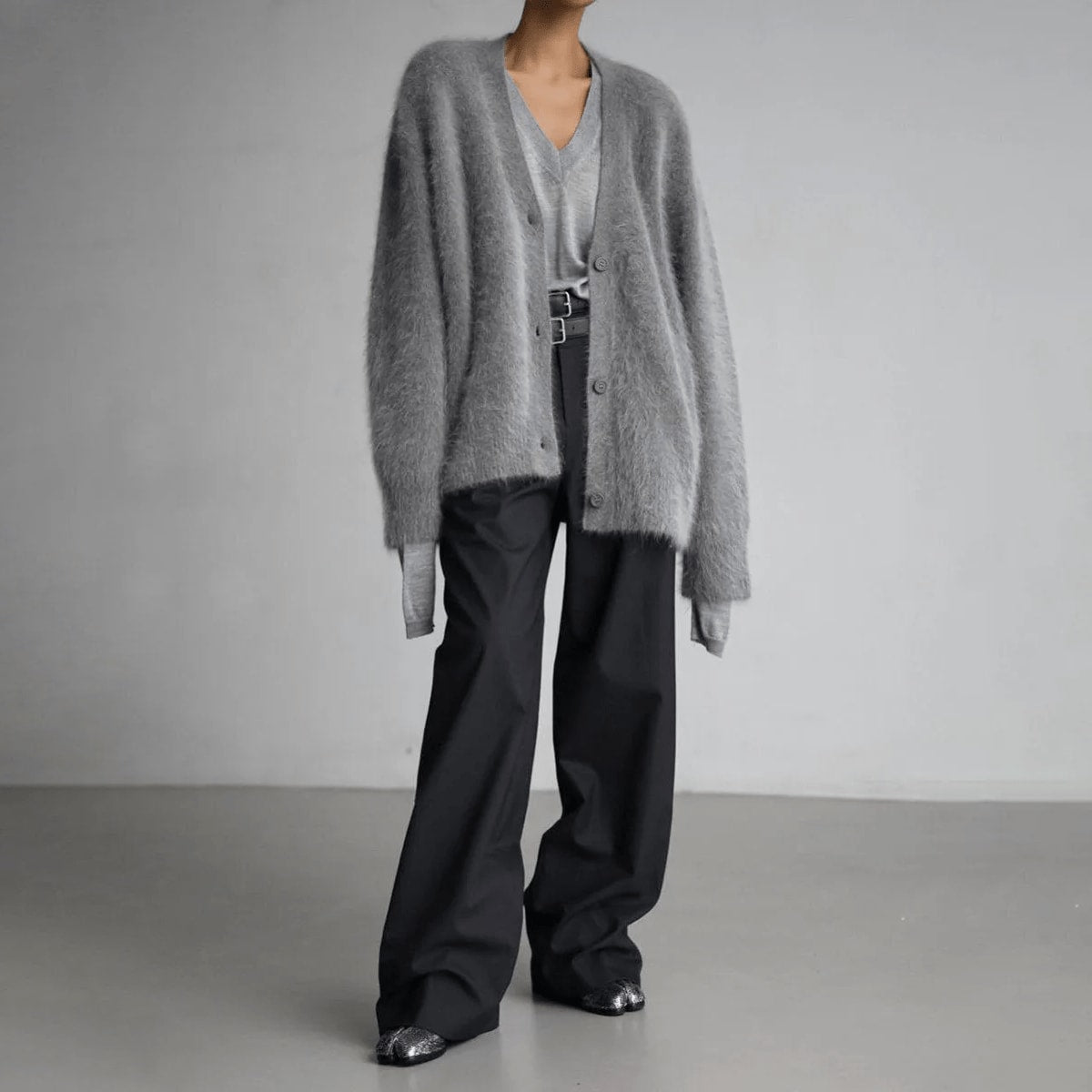 Hania Fluffy Oversized Knit Cardigan_5