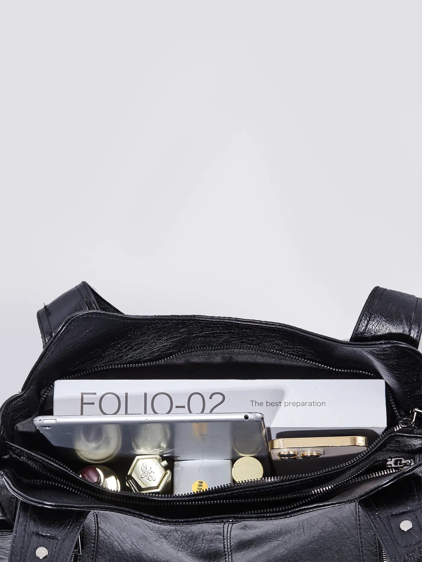 Shae Multi Pocket Leather Shoulder Bag_2