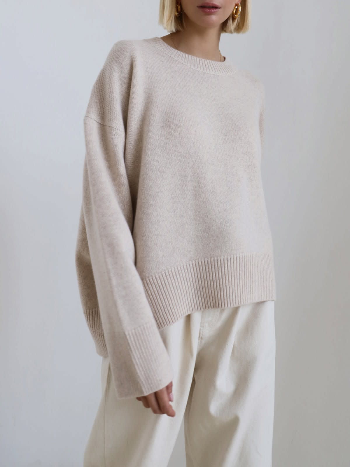Callie Oversized Crew Neck Knit Sweater_8
