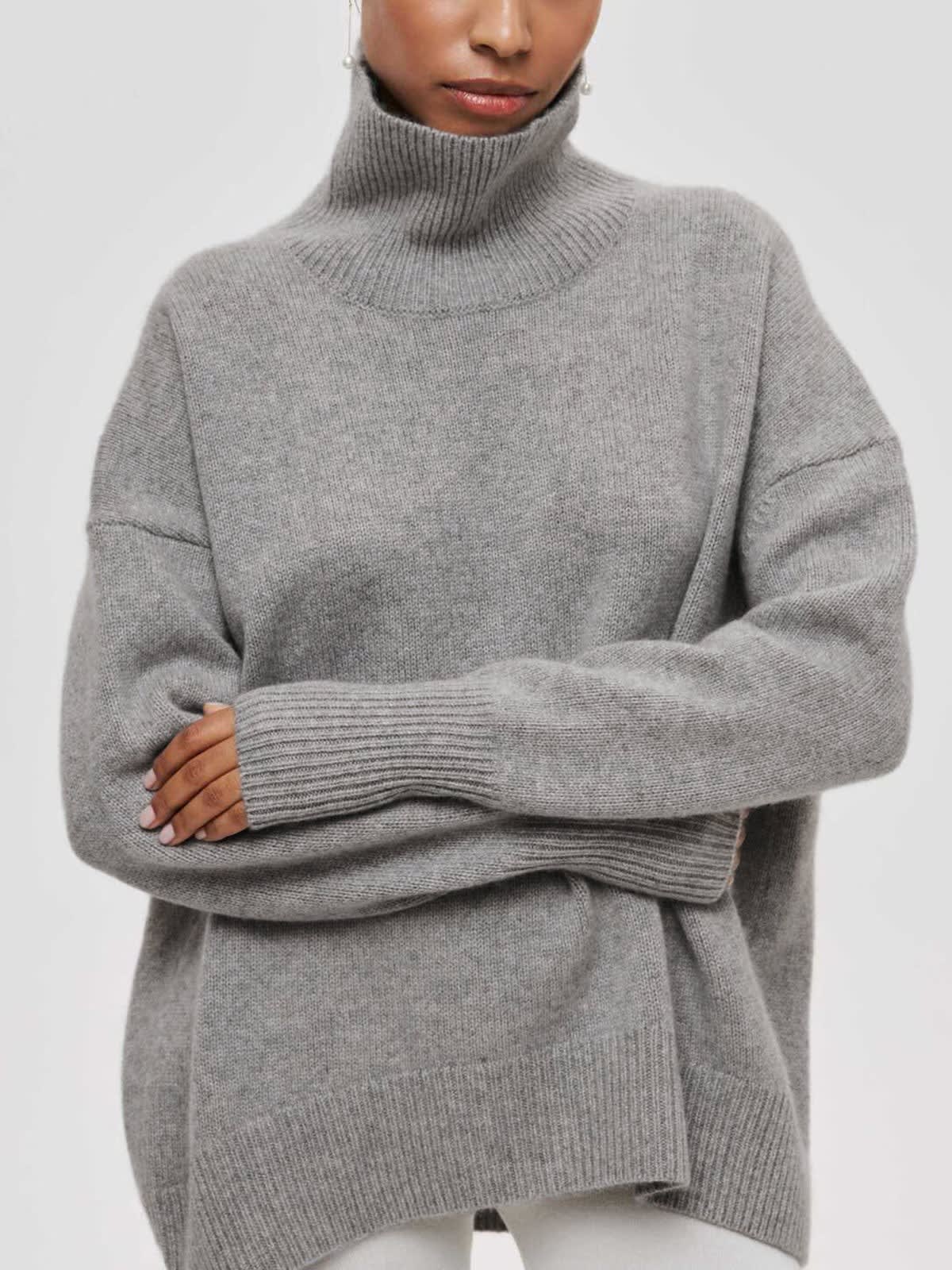 Reeva Oversized Knit Turtleneck Sweater_7