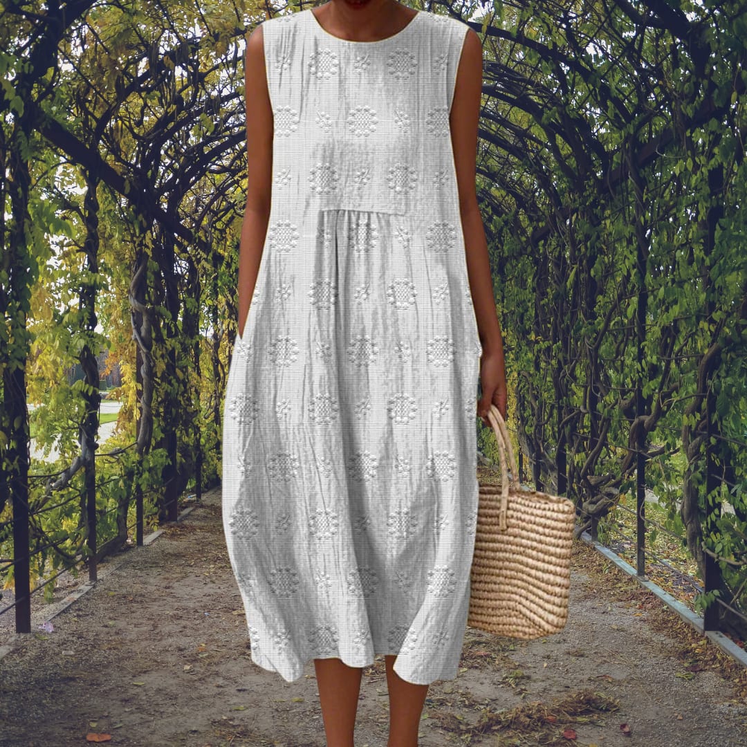 Jarrah Embroidered Round Neck Sleeveless Midi Dress