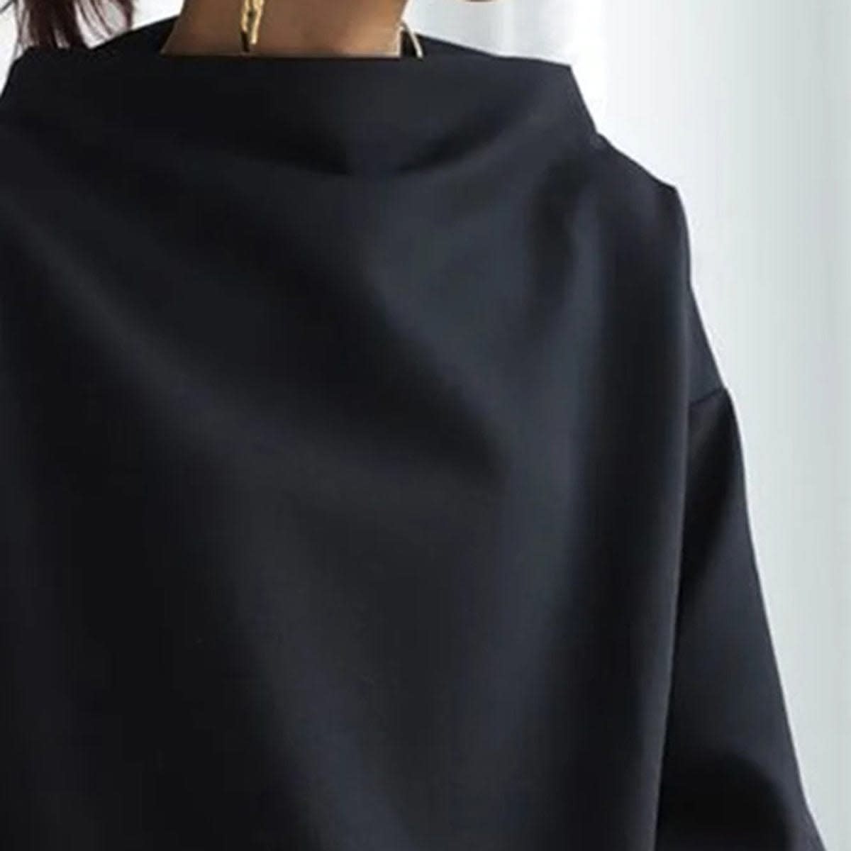 Merindah Relaxed Fit High Neck Top_5