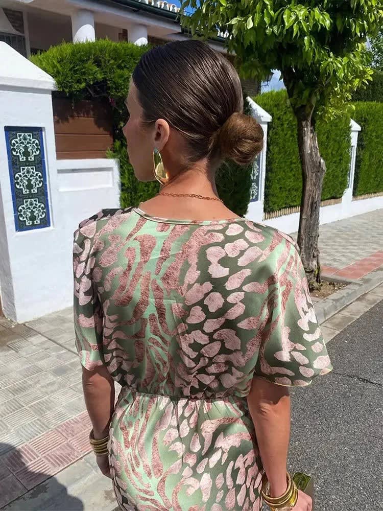 Daphne Printed Surplice Wedding Guest Midi Dress_5