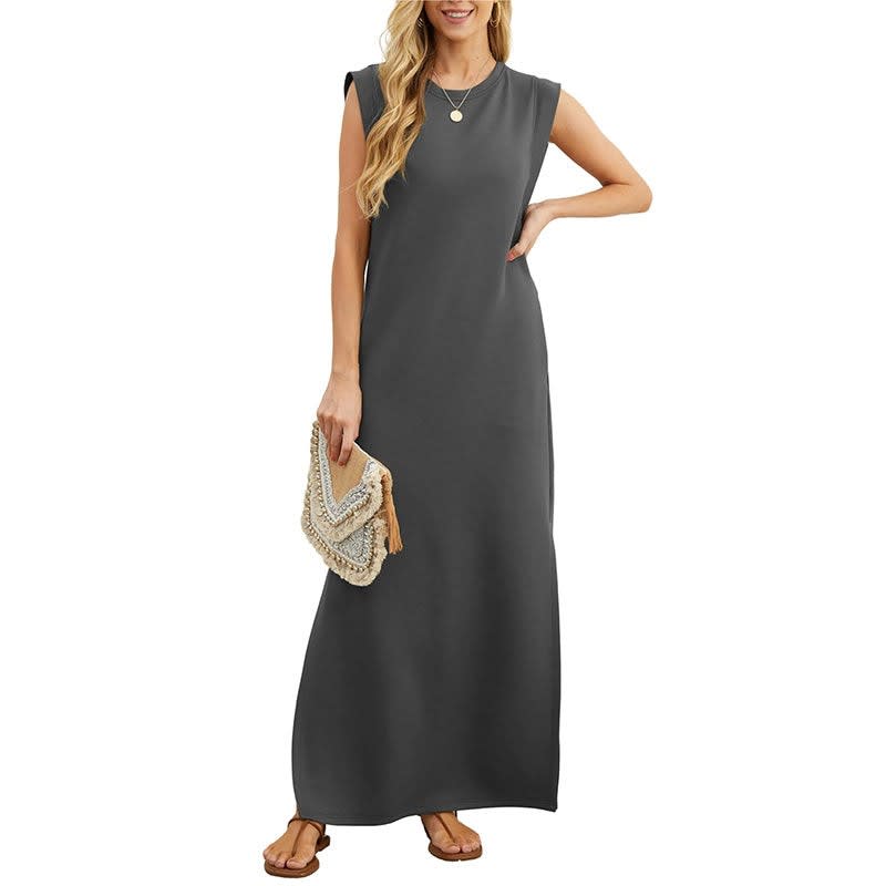 Nicola Sleeveless Maxi Dress with Pockets_7