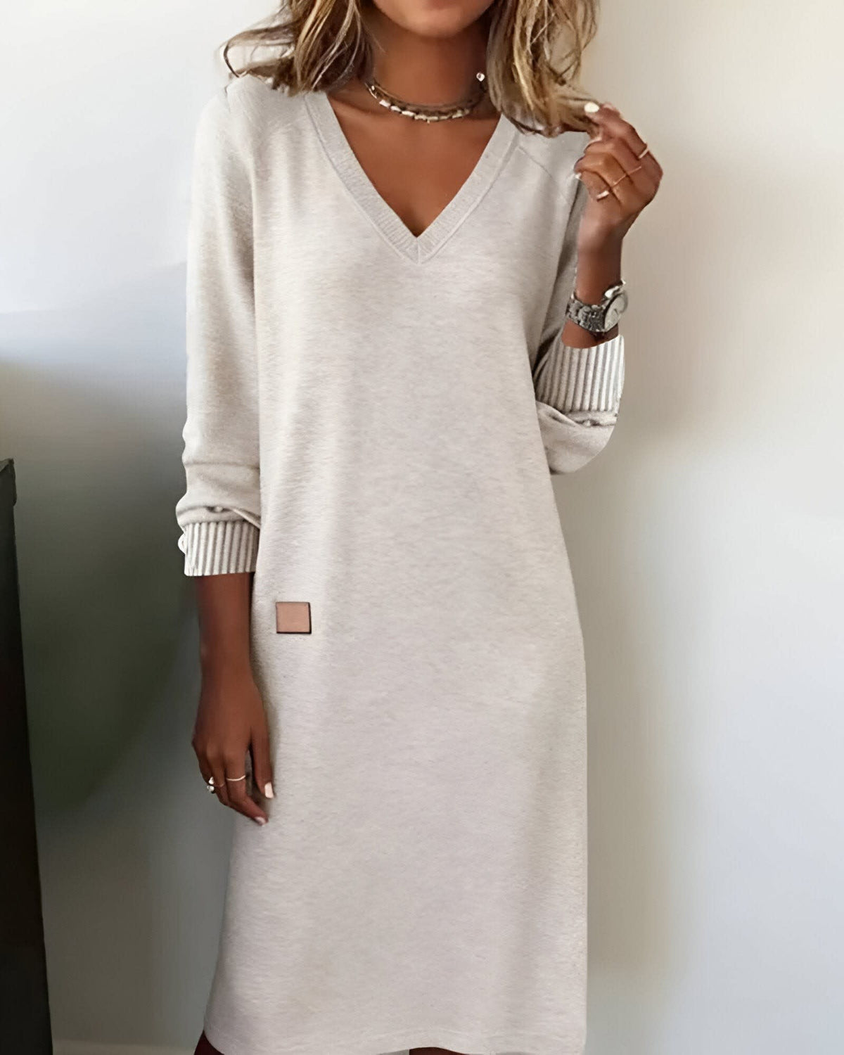 June V-Neck Knit Midi Dress_4
