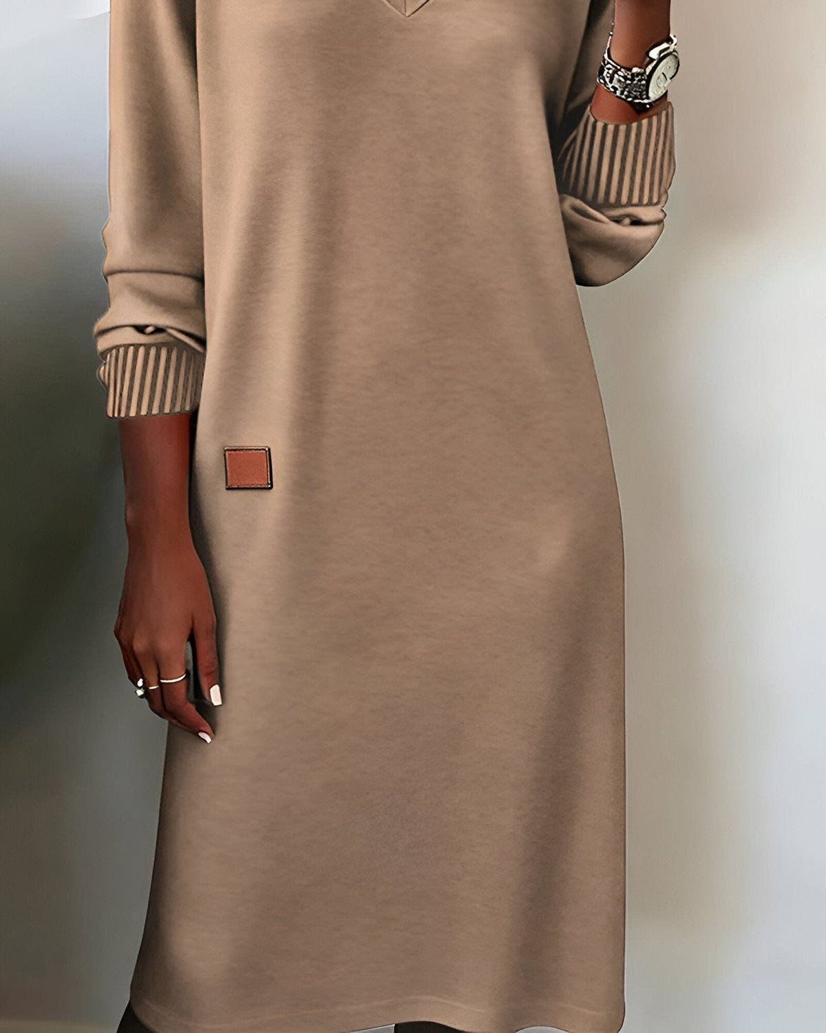 June V-Neck Knit Midi Dress_8