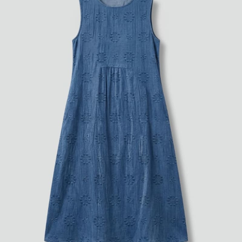 Blythe Sleeveless Embroidered Midi Dress with Pockets_1