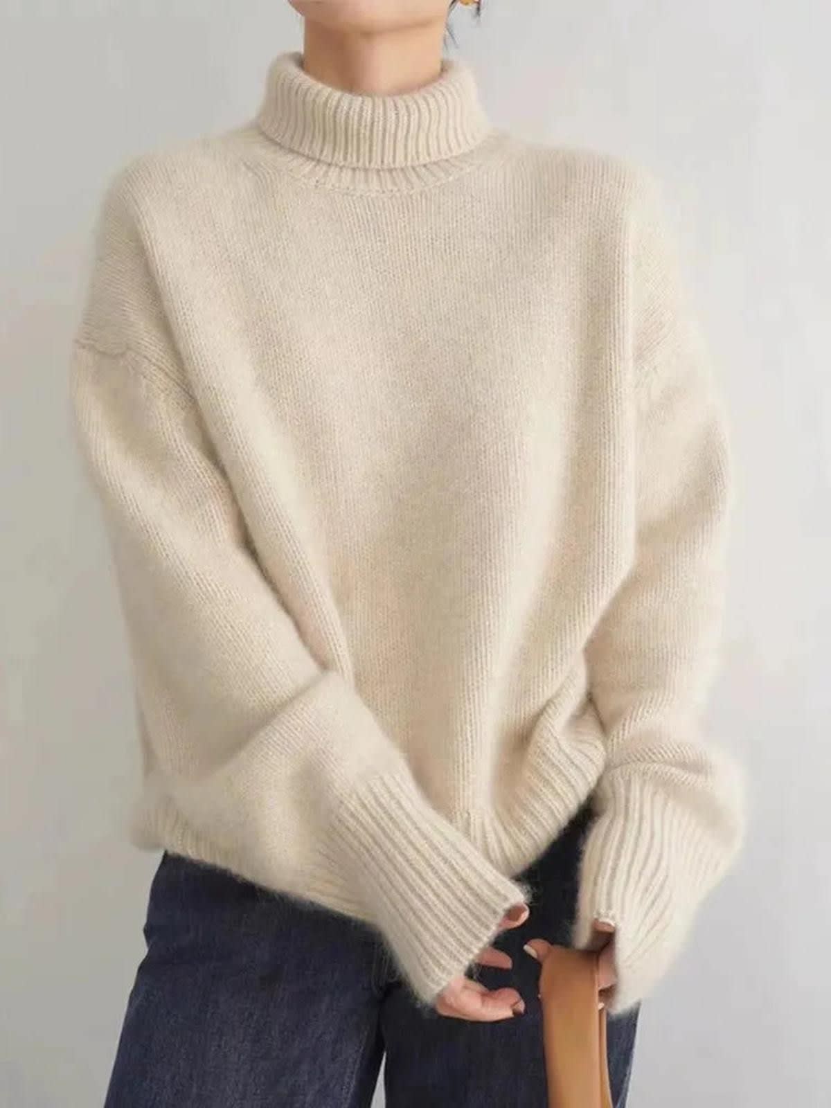 Devi Soft Knit Turtleneck Sweater_2